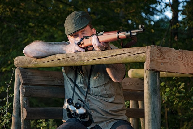 Nederland scherpt psychologische screening van hobbyjagers aan